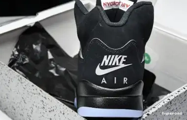 Hyperoad “Black Jordan Reimagined” Air 5 Metallic 0525